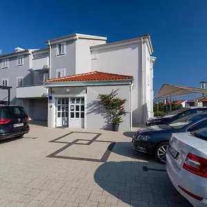 Crnekovic Tomislava 8 Apartmán